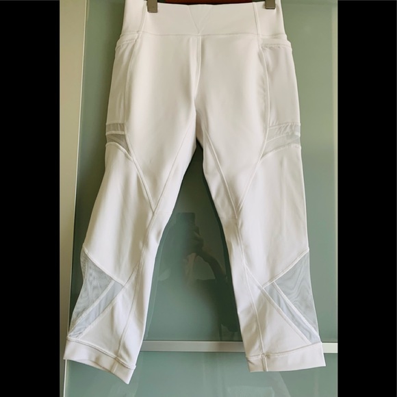 Lululemon cropped white leggings with mesh details. Worn once!! - Picture 2 of 4